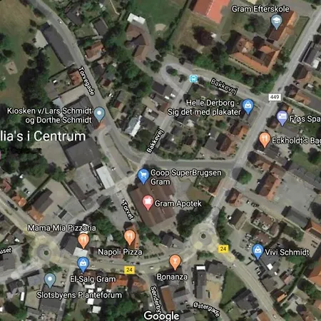 Lovely Town - Sleeps 5 Parking & Garden Apartment Gram