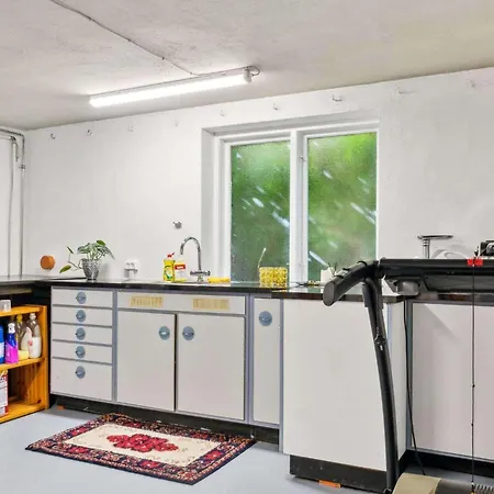 Διαμέρισμα Midttown Apartment - 2 Rooms Kitchen And Bathroom