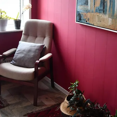 아파트 Lovely Town - Sleeps 5 Parking & Garden Gram