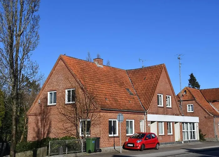 Lovely Town - Sleeps 5 Parking & Garden Gram